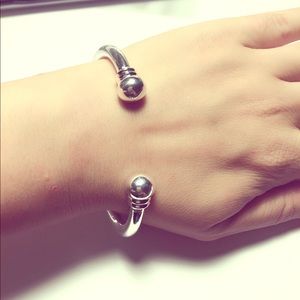 SOLD*Classic style plain silver cuff with ball end