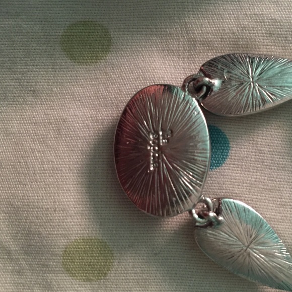 Lia Sophia necklace - Picture 3 of 3