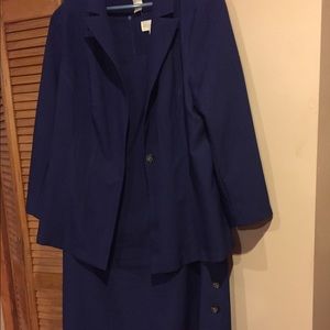 Allison Woods two piece dress suit