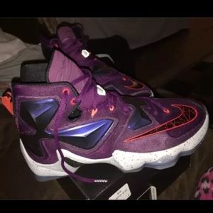 Lebron 13's
