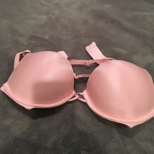 Victoria's Secret lift pink 2+ cup bra