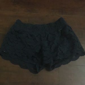 Hollister lace shorts!