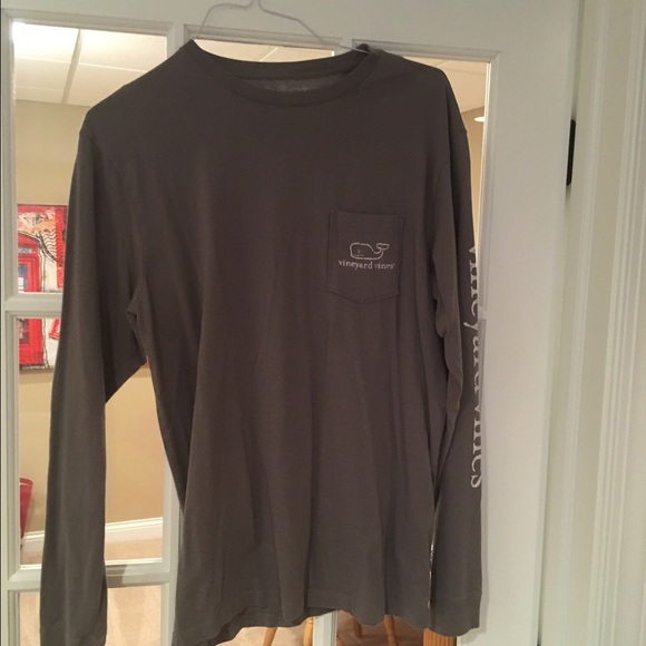 Vineyard Vines Tops - Grey Vineyard Vines shirt