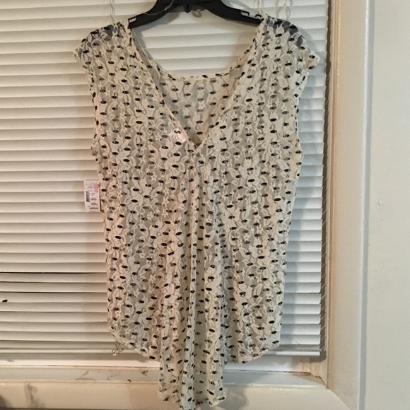 Sheer tank with tags