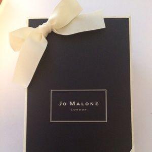 Jo Malone gift box