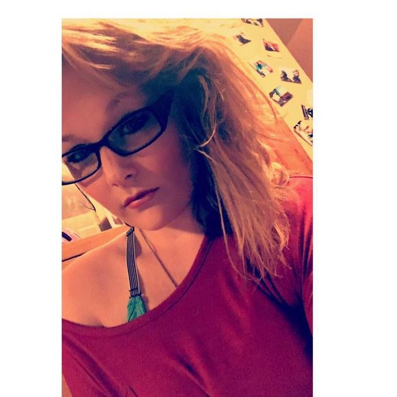 Meet your Posher, Hanna - Picture 1 of 1