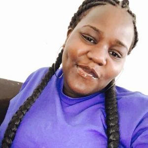 Meet your Posher, Ariana