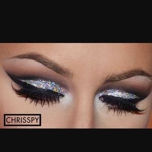 Eyeshadow Glitters