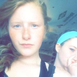 Meet your Posher, Clarissa