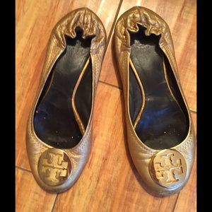 Gold Tory Burch "Reva" ballet flats
