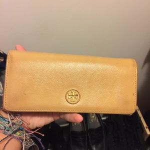 Tory Burch wallet