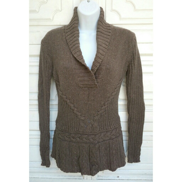 Old Navy Sweaters - HOST PICK - Brown long sleeves chunky sweater