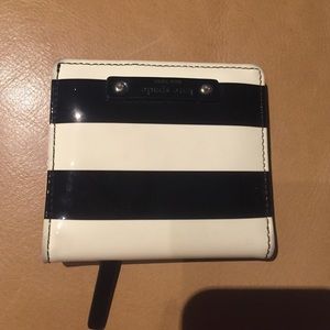 Kate spade small wallet