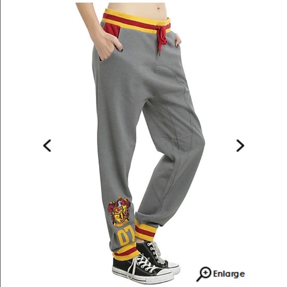 ISO HARRY POTTER PANTS :)