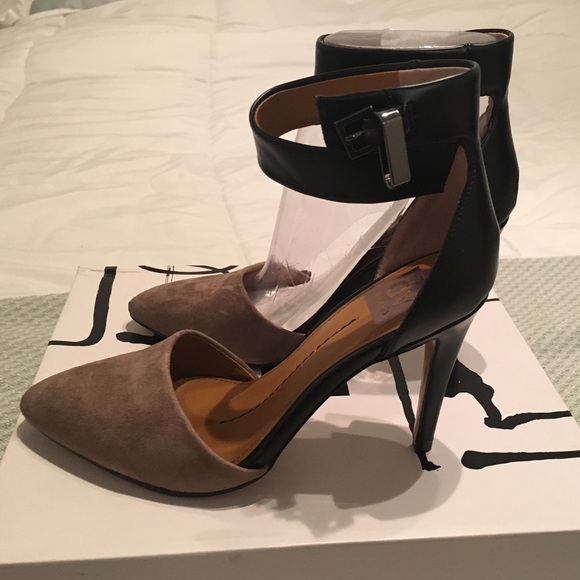 DV by Dolce Vita Shoes - DV by Dolce Vita Odetta Two Tone Heel