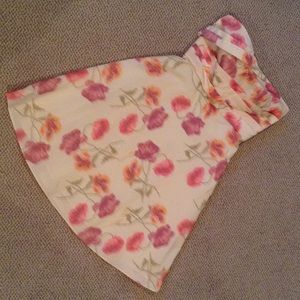 Pretty strapless floral dress