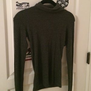 BNWOT Turtleneck