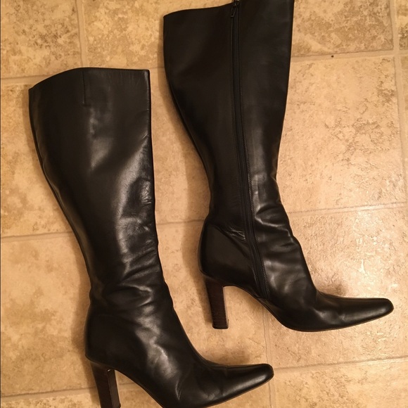 J CREW LEATHER BOOTS - Picture 4 of 4