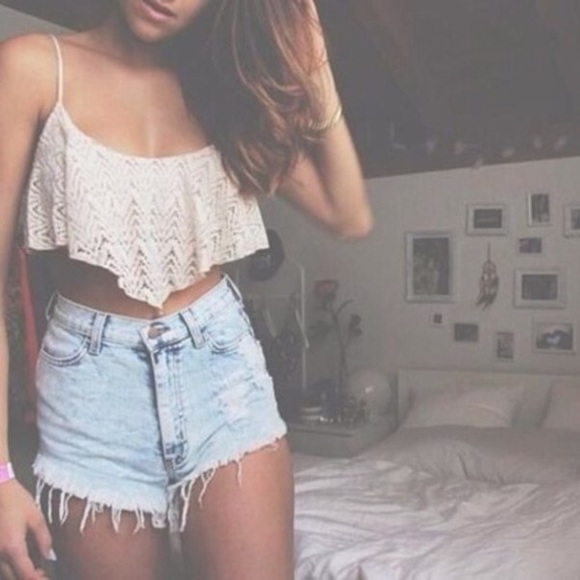 Mint Green Lace Crop Top!☘