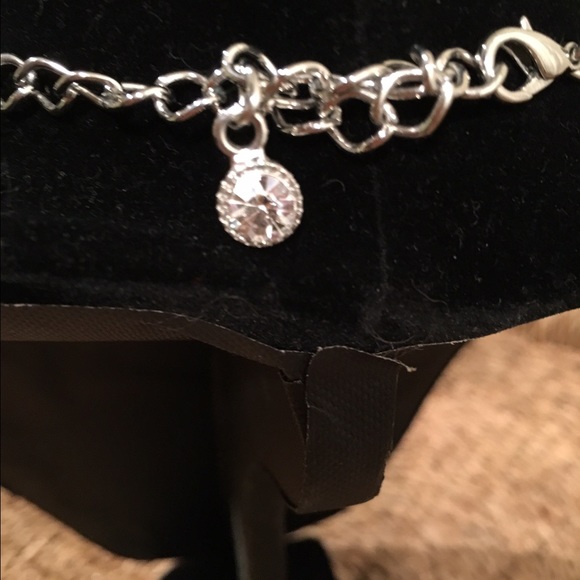 💍SALE💍 Stunning SILVER and CZ  NECKLACE 🎉 - Picture 3 of 3