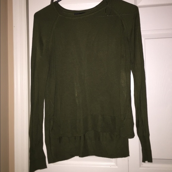 Green long sleeve shirt