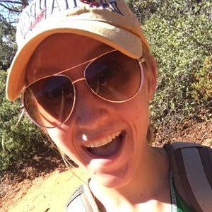 Meet your Posher, Joy