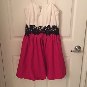 Strapless sweetheart dress