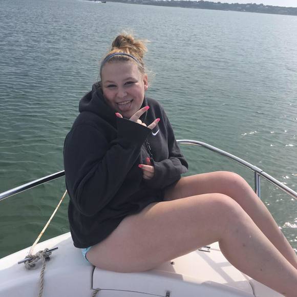 Meet your Posher, Kayla - Picture 1 of 1