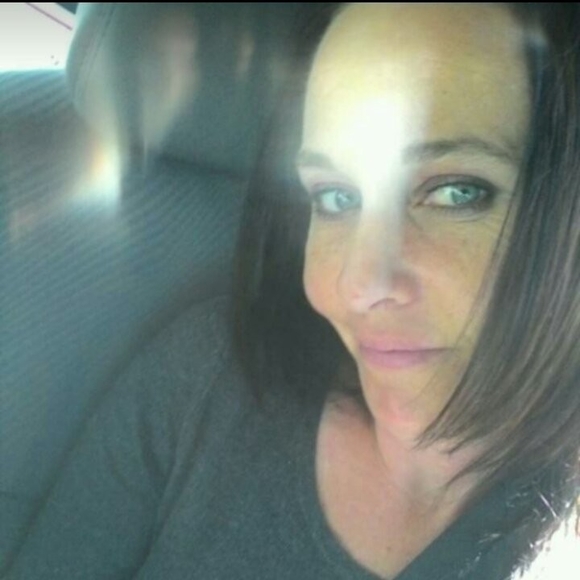 Meet your Posher, Melisa - Picture 1 of 1