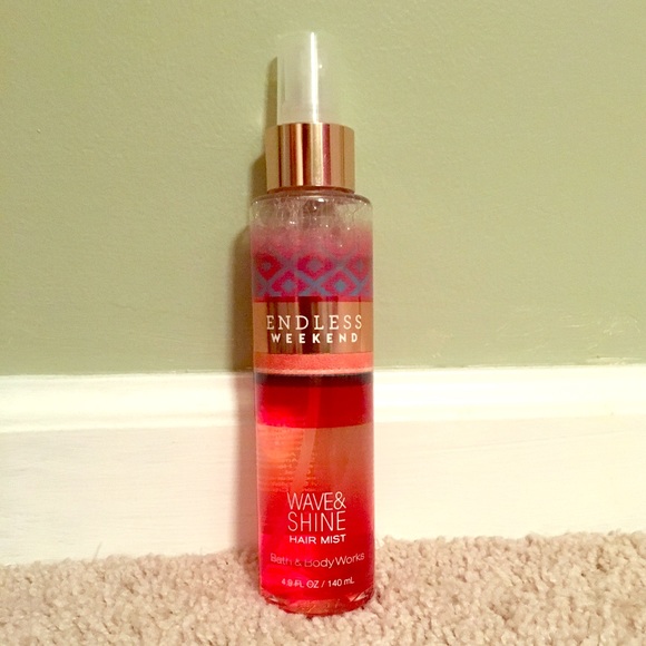 SOLD Bath & Body Works Wave and Shine hair mist! - Picture 1 of 1