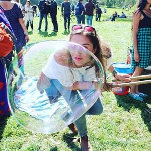 Meet your Posher, Amelia