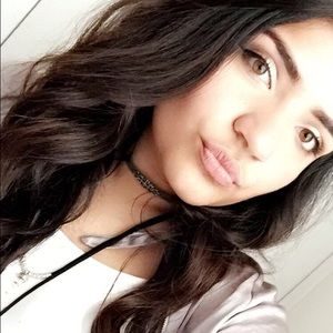 Meet your Posher, Umama