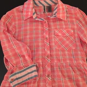 SALE!! 'Buckle BKE' Pink, blue, & white button up!