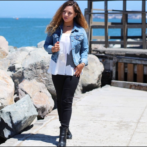 Mesh Design Print Top - Picture 4 of 4