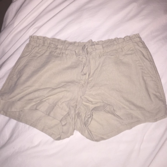 Linen shorts