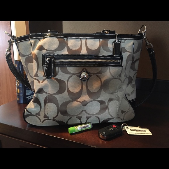 Coach Handbags - Coach Signature Laura Shoulder Bag