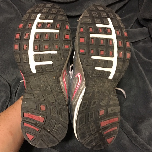 Women's Nike Reax Run 5 - worn only a couple times - Picture 2 of 7