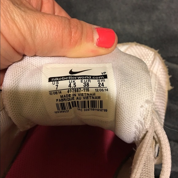 Women's Nike Reax Run 5 - worn only a couple times - Picture 4 of 7