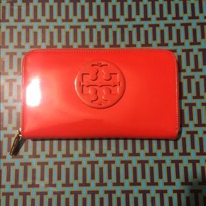 Tory Burch Patent Leather Logo Zip Continental