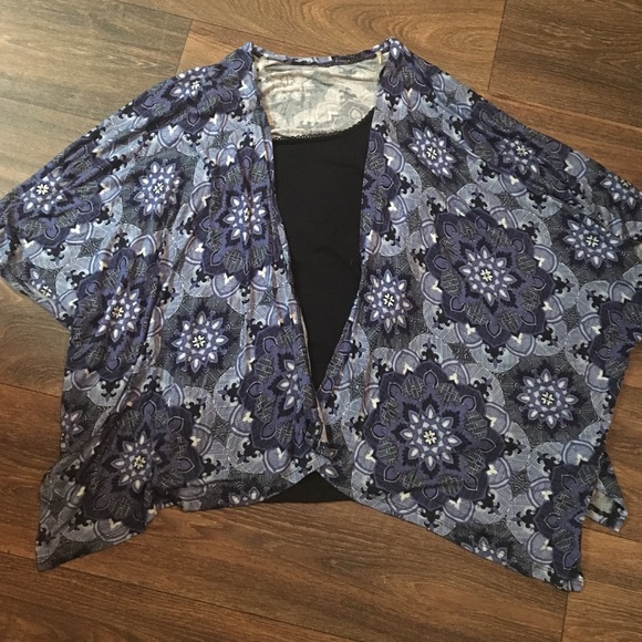 Patterned Kimono - Picture 1 of 2