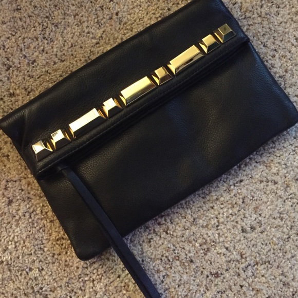 🚨SALE🚨 Vince Camuto leather clutch