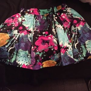 Flowy skirt