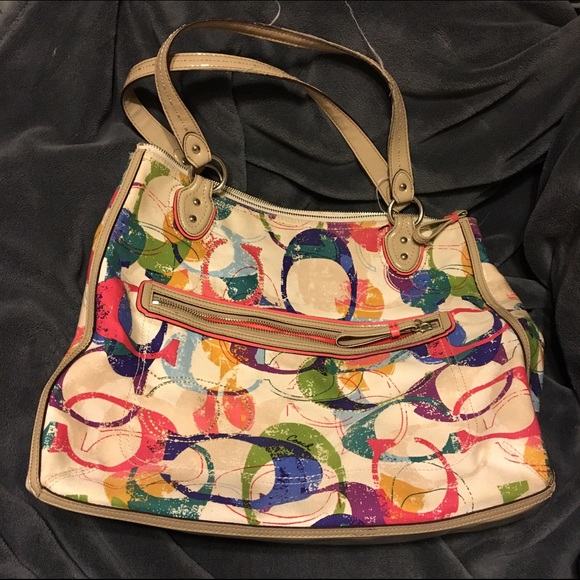 Large Coach purse - Picture 1 of 4