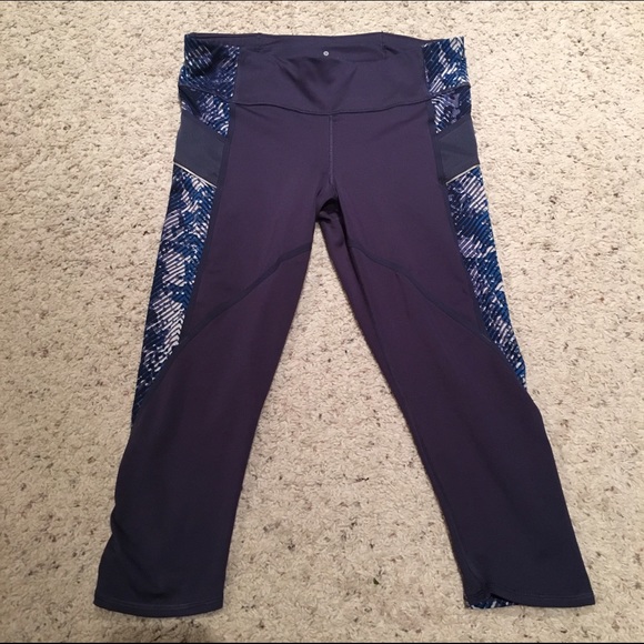 Althea Be Free Knicker Capri Pants In Steel Blue