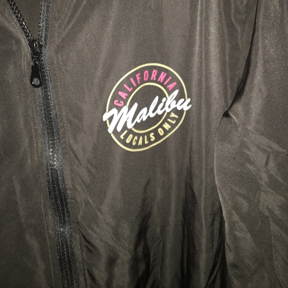 🚨SOLD: Brandy Melville Windbreaker Malibu Locals - Picture 2 of 2