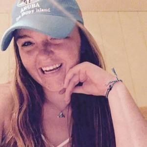 Meet your Posher, Hayley