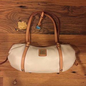 Dooney & Bourke Emma Roberts white leather handbag