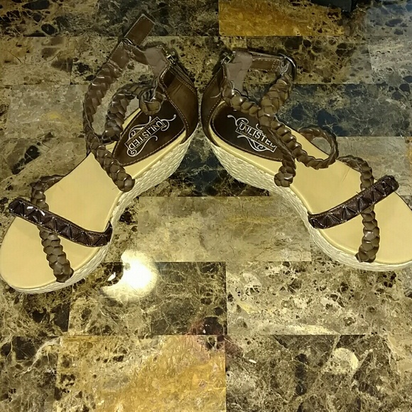 Brown heels!!!!