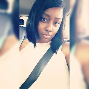 Meet your Posher, Ajahme