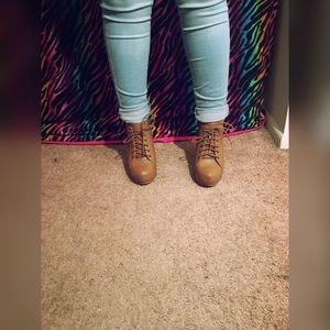 Brown wedges 10/10 condition